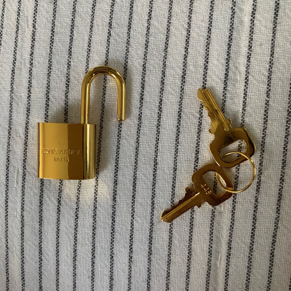 Louis Vuitton Paris lock & key set